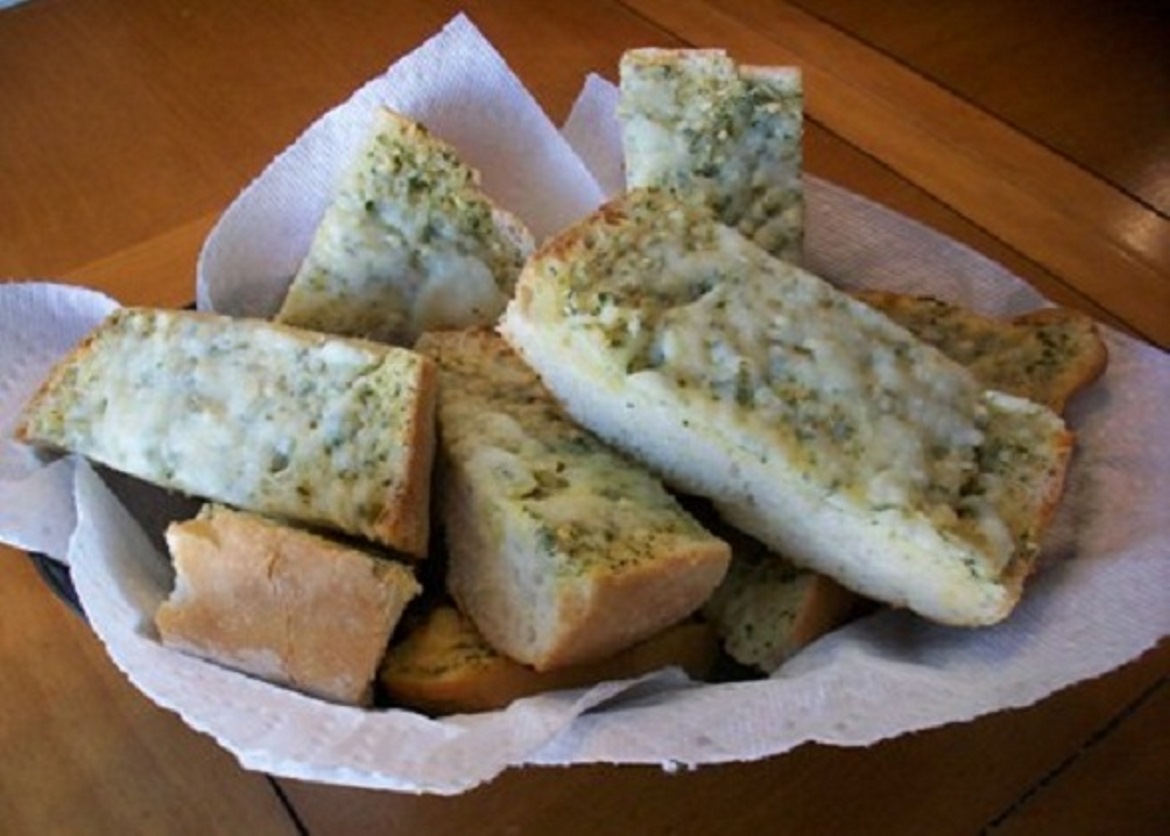 chessy garlic bread